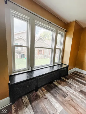 $185,000 | 525 South 4th Street, Clinton, IN 47842