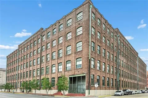 $275,000 | 1107 South Peters Street, Unit 316, New Orleans, LA 70130