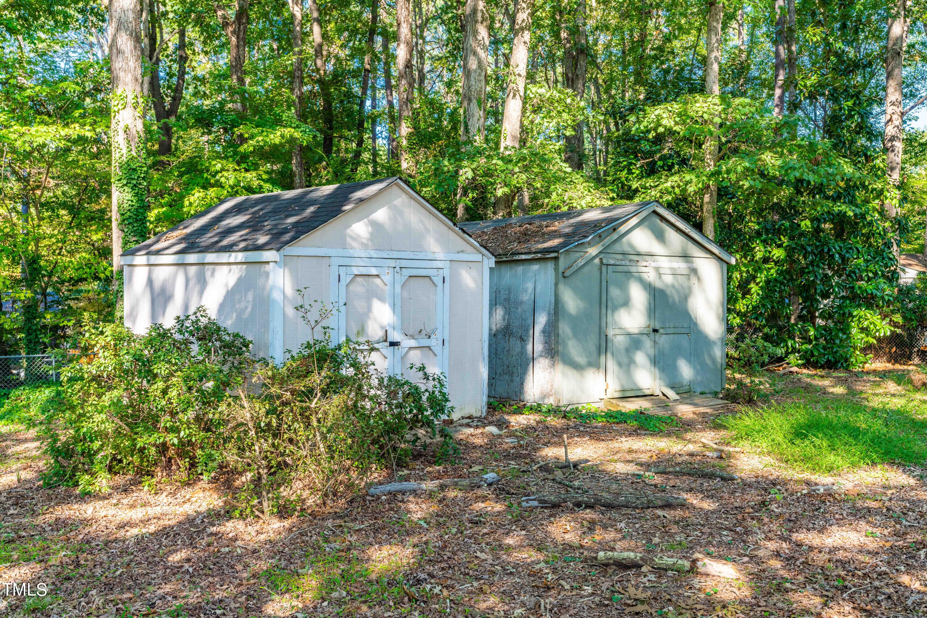1613 Ridgeland Drive Raleigh, NC 27607 - Photo 40 of 40 DSC09804
