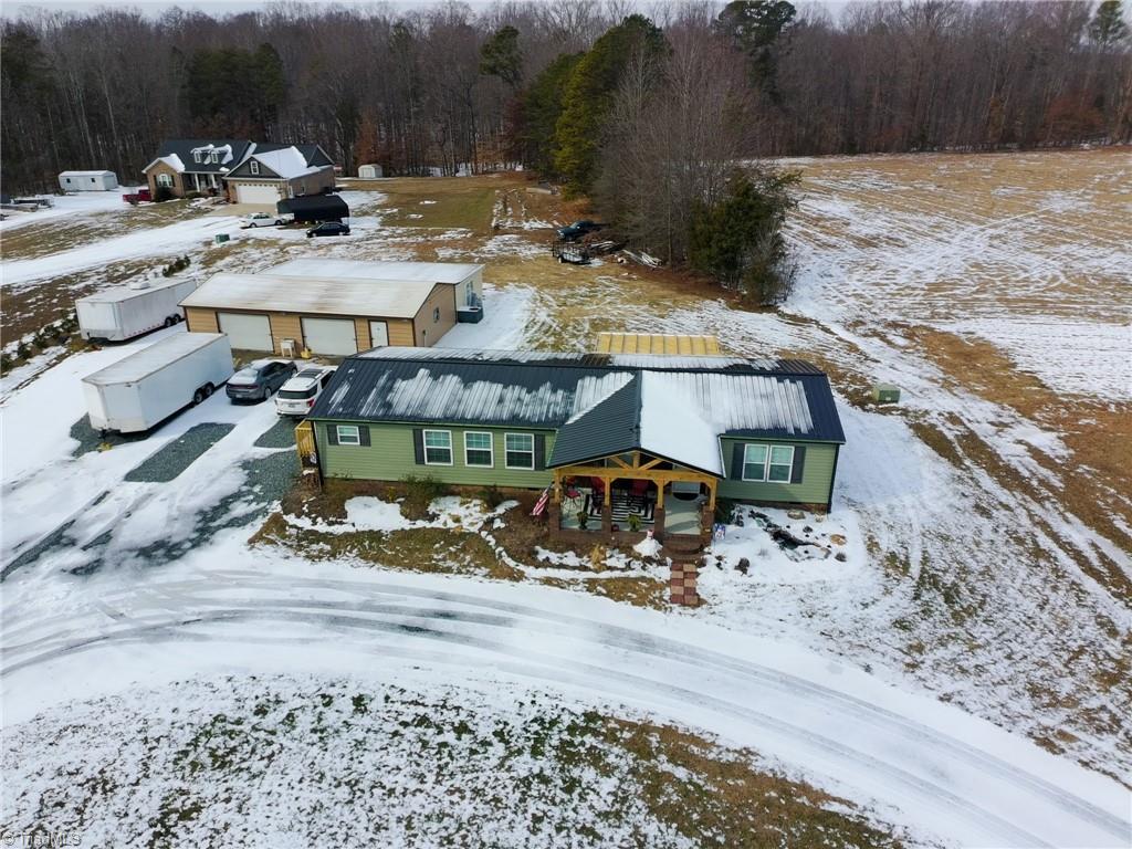 640 Perryman Road Lexington, NC 27295 - Photo 11 of 47