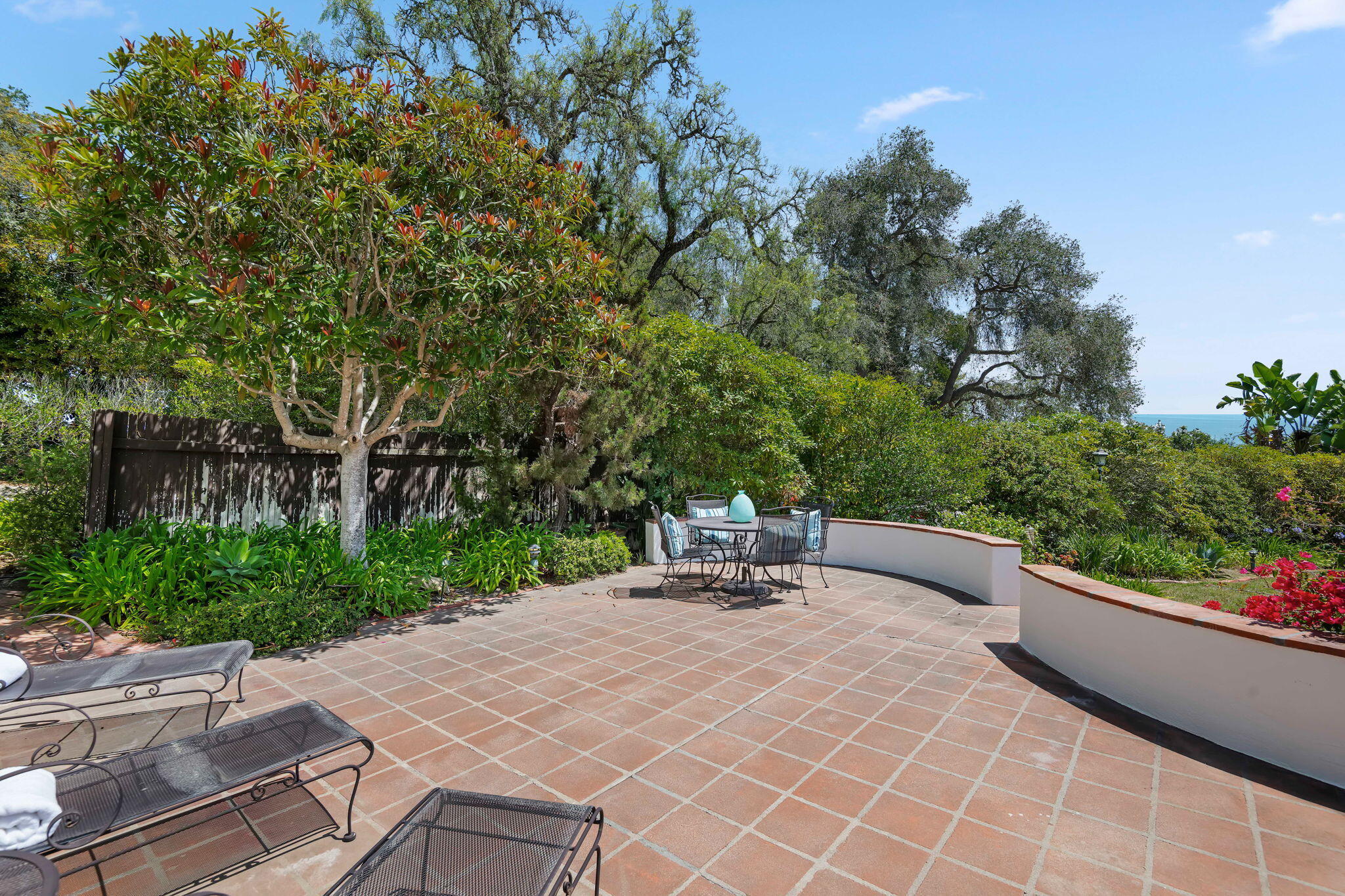 1021 Las Alturas Road Santa Barbara, CA 93103 - Photo 38 of 48 18-Rear Patio