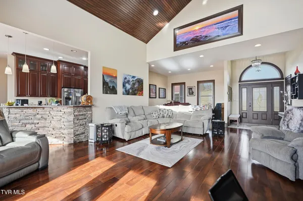 $1,595,000 | 290 Spyglass Drive, Jonesville, VA 24263