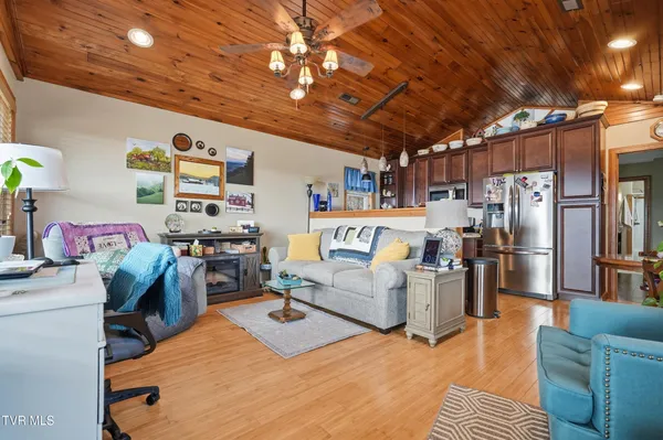 $1,595,000 | 290 Spyglass Drive, Jonesville, VA 24263