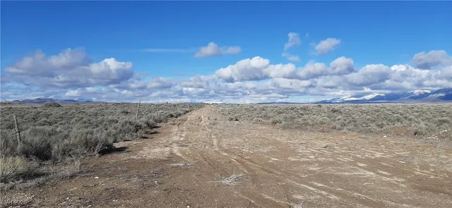 $39,500 | 400 West White River Road, Lund, NV 89317