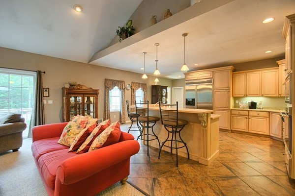 138 Ellis Road Westminster, MA 01473 - Photo 3 of 29
