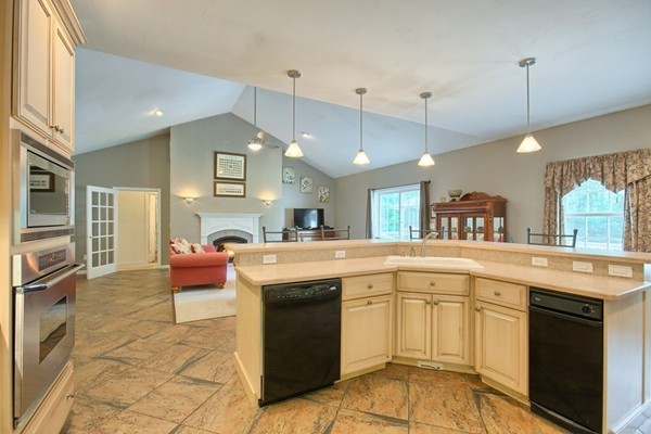 138 Ellis Road Westminster, MA 01473 - Photo 6 of 29