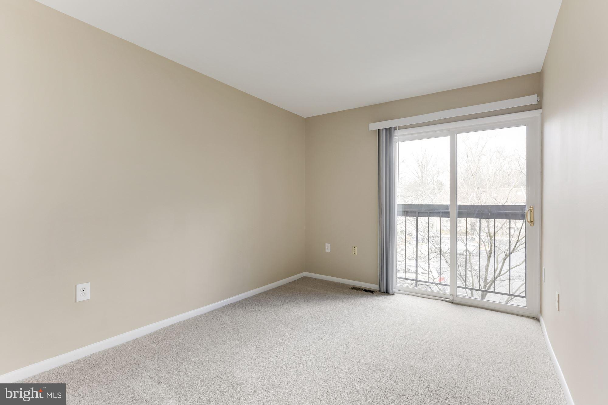 11600 Windbluff Court, Unit 8A2 Reston, VA 20191 - Photo 22 of 30 Bedroom