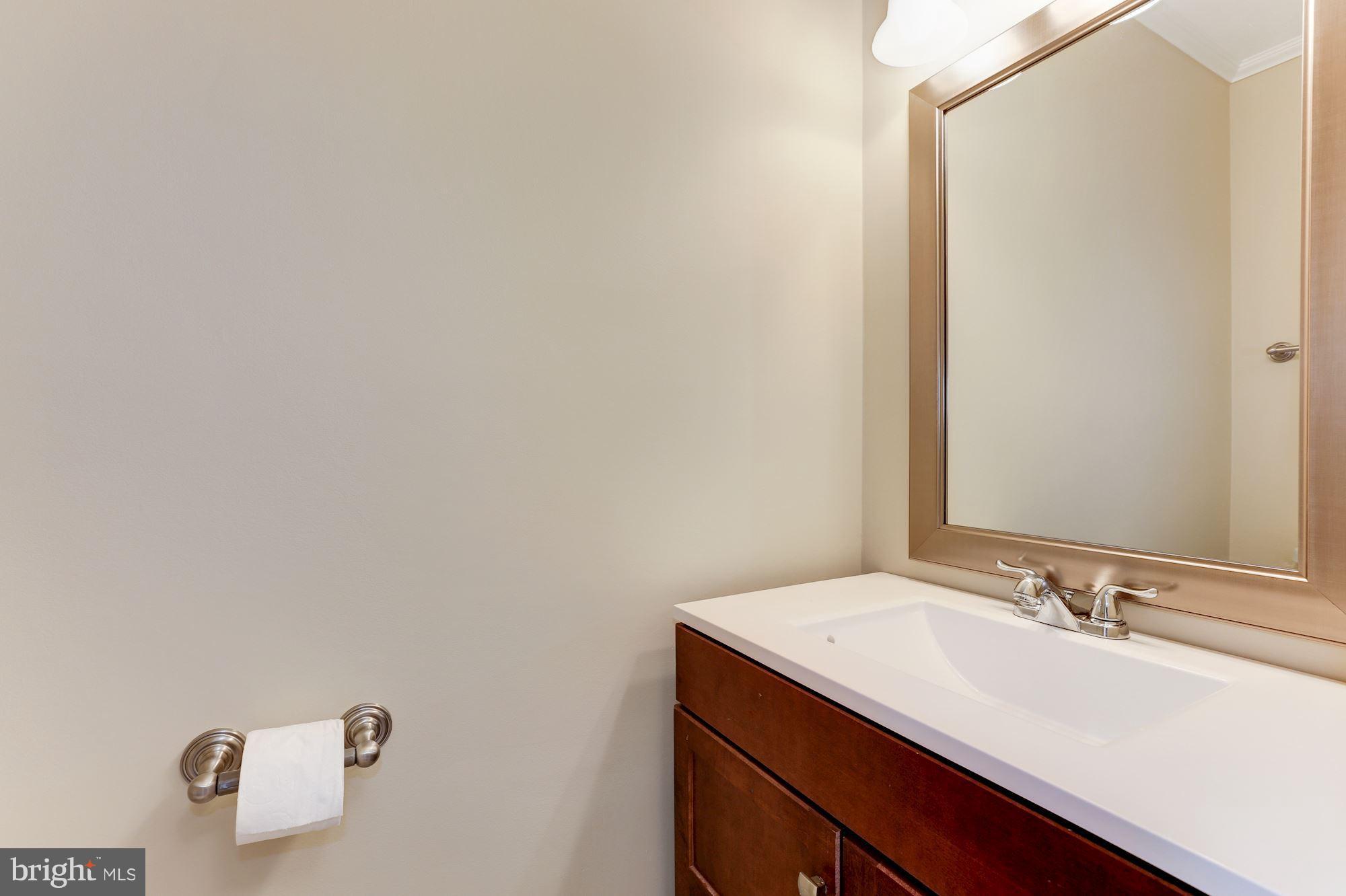 11600 Windbluff Court, Unit 8A2 Reston, VA 20191 - Photo 25 of 30 Bath