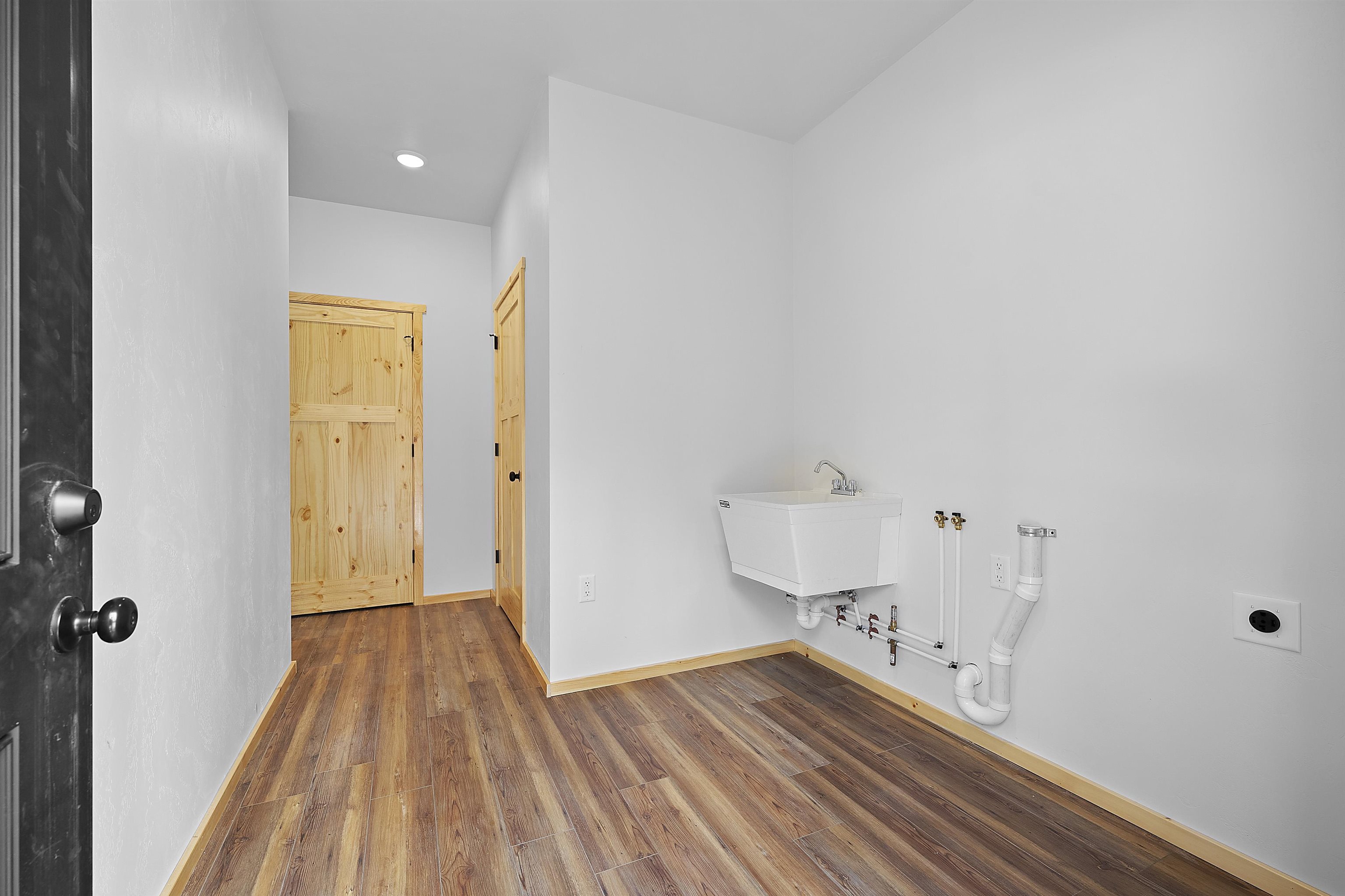 W5539 Grogan Road Wausaukee, WI 54177 - Photo 20 of 57