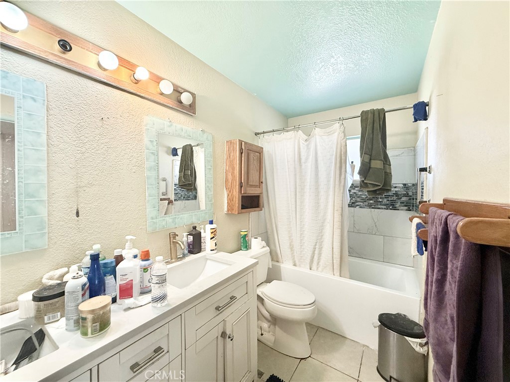 135 South Broadway Street Ridgecrest, CA 93555 - Photo 20 of 46