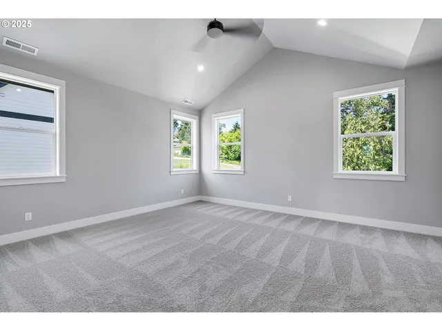 $954,860 | 6026 Southwest 18th Drive, Portland, OR 97239