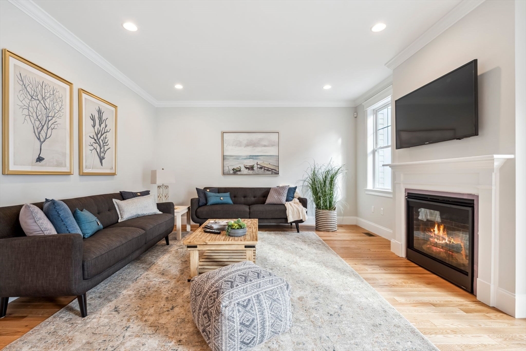 303 Brookline Street Needham, MA 02492 - Photo 12 of 31 Gallery Image 12