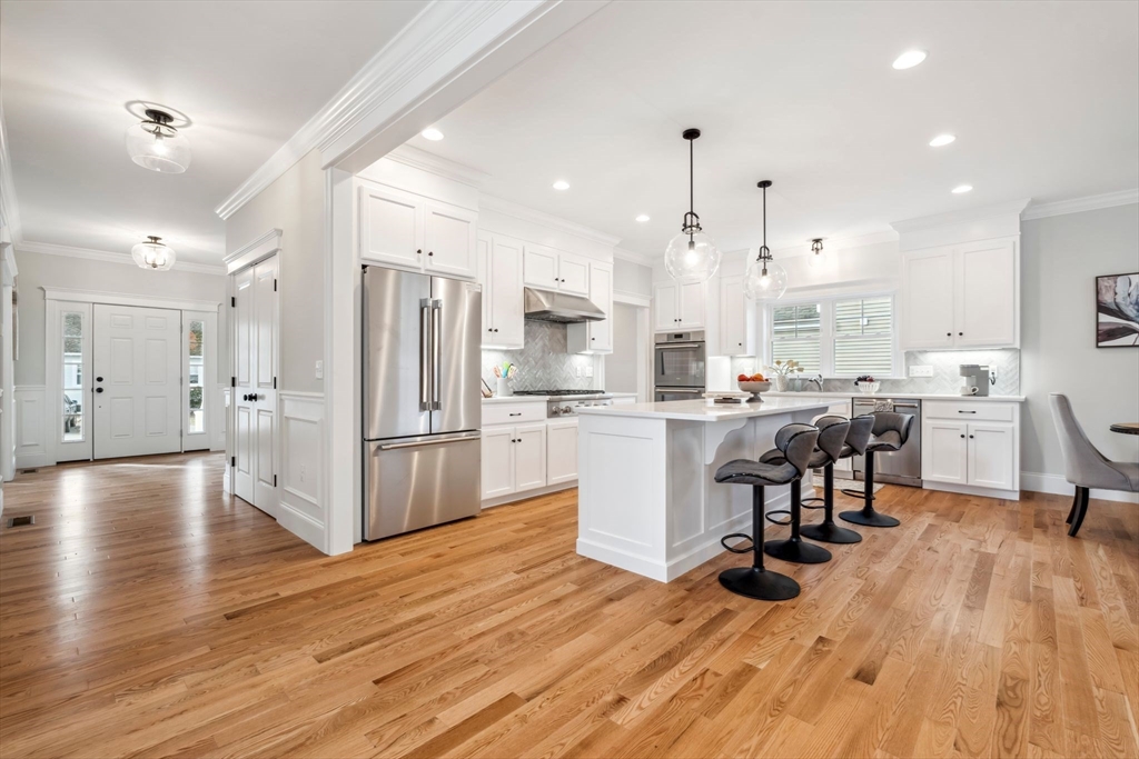 303 Brookline Street Needham, MA 02492 - Photo 5 of 31 Gallery Image 5