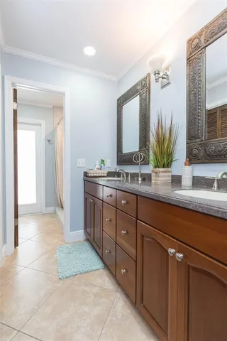 $669,900 | 2709 Fairway View Drive, Valrico, FL 33596