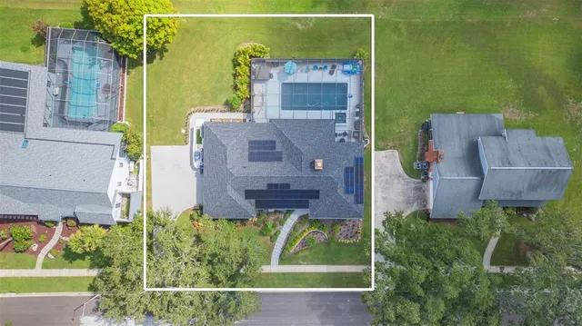 $669,900 | 2709 Fairway View Drive, Valrico, FL 33596