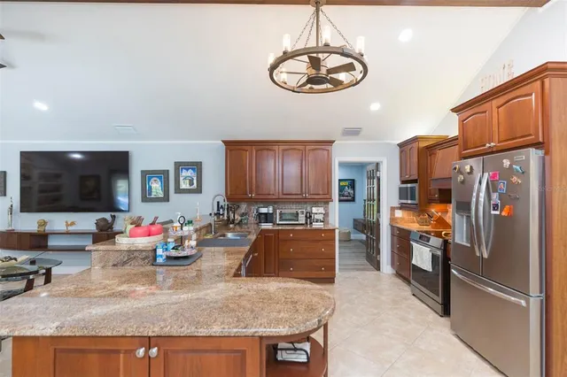 $669,900 | 2709 Fairway View Drive, Valrico, FL 33596