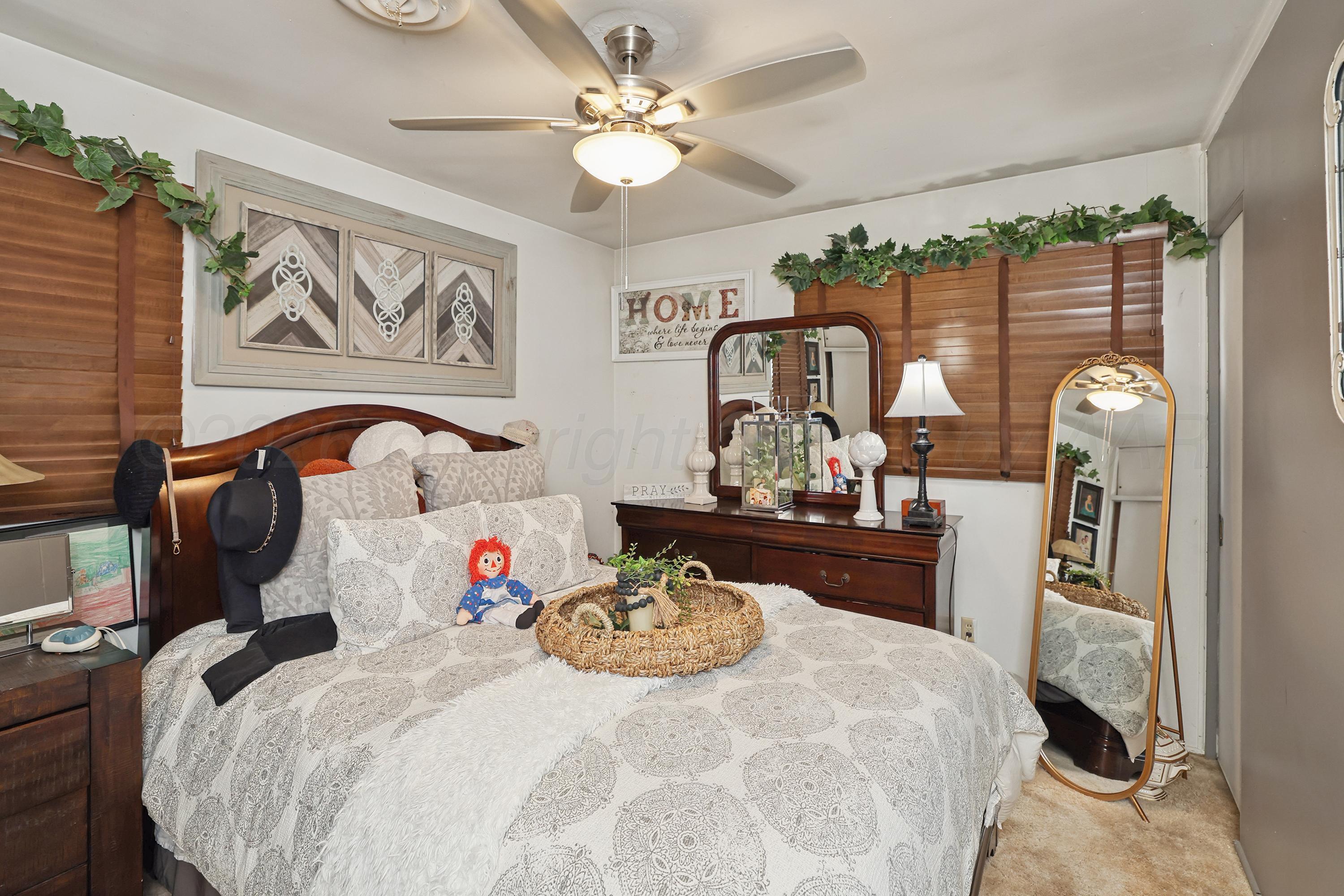 5012 South Crockett Street Amarillo, TX 79110 - Photo 24 of 26 17-2nd Bedroom