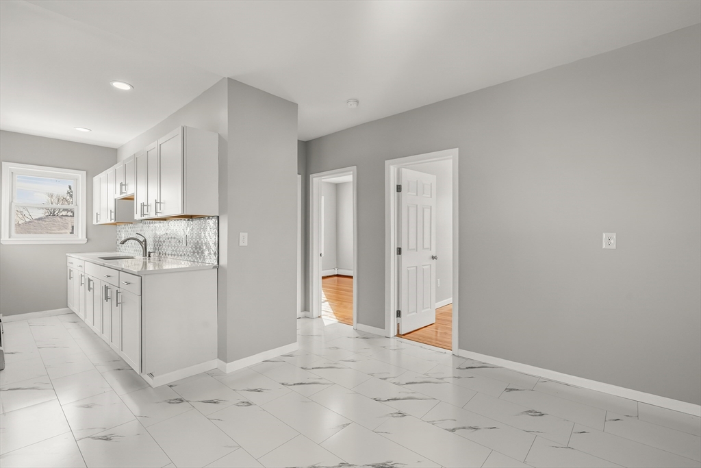 12 Durham Street Lawrence, MA 01843 - Photo 33 of 42