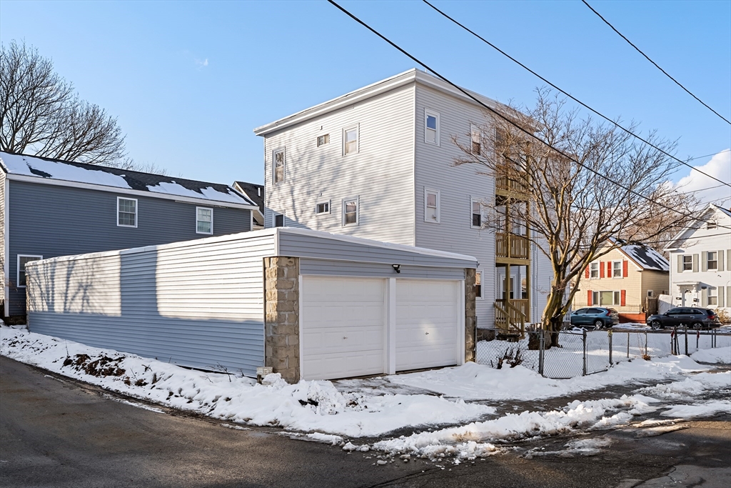 12 Durham Street Lawrence, MA 01843 - Photo 9 of 42