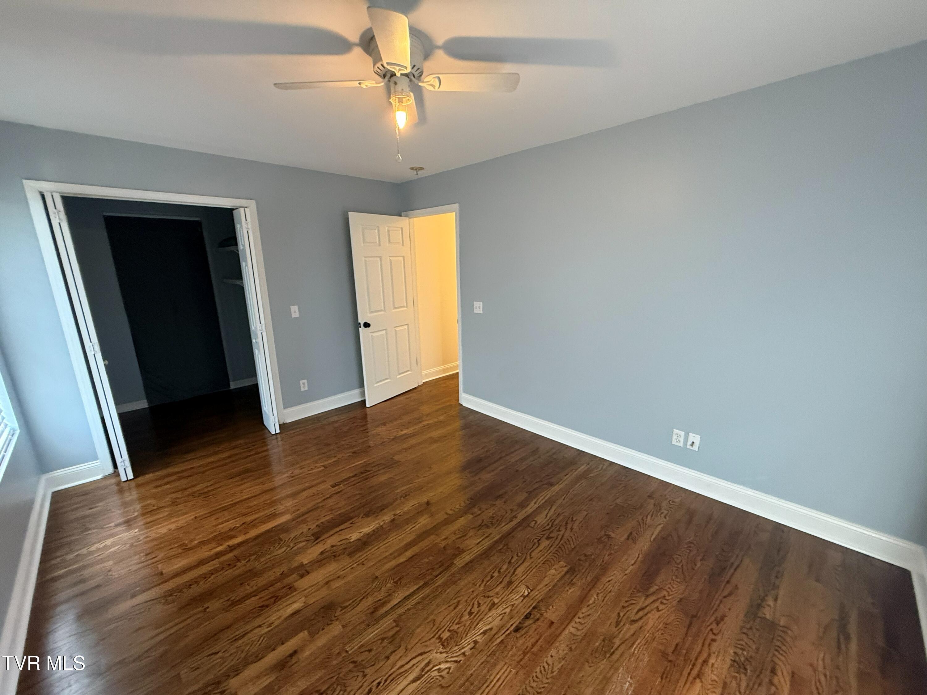 207 Haley Walk Bristol, TN 37620 - Photo 36 of 52 IMG_2727