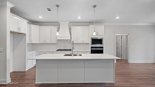 $453,340 | 703 Honeysuckle Loop, Canton, MS 39046