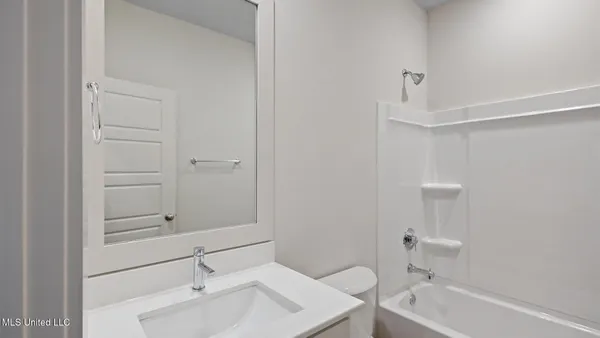 $468,075 | 703 Honeysuckle Loop, Canton, MS 39046