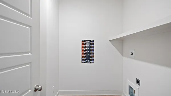 $468,075 | 703 Honeysuckle Loop, Canton, MS 39046