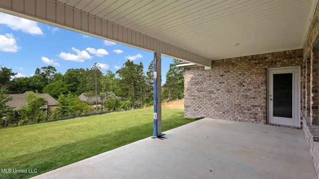 $453,340 | 703 Honeysuckle Loop, Canton, MS 39046