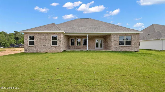 $453,340 | 703 Honeysuckle Loop, Canton, MS 39046