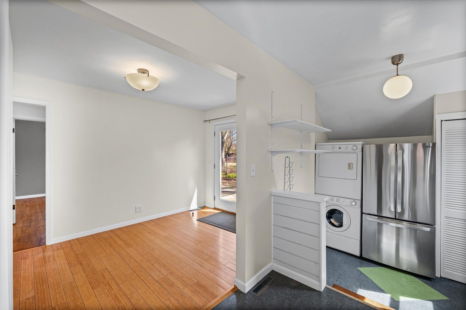 910 South Lynn Street Urbana, IL 61801 - Photo 16 of 32