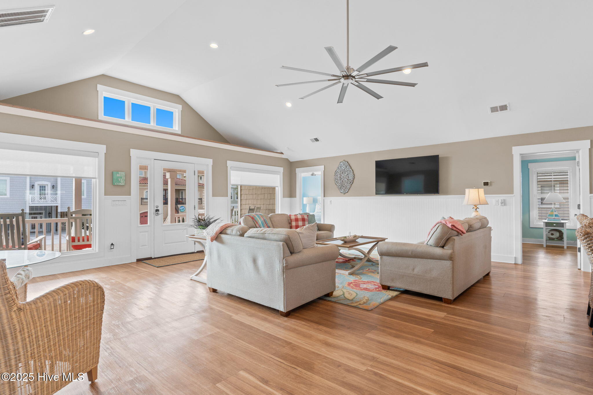 226 West First Street Ocean Isle Beach, NC 28469 - Photo 14 of 72 36-web-or-mls-Cammediallc.com (59 of 84)