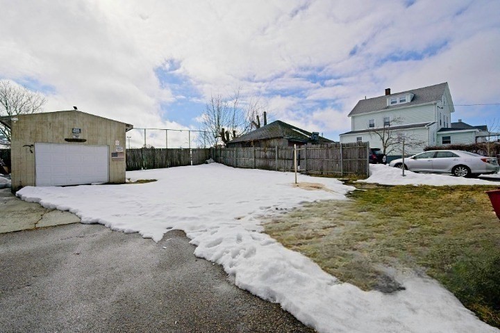 401 Buffinton Street Fall River, MA 02721 - Photo 18 of 20