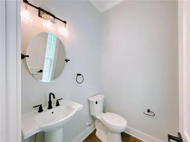 $1,800 | 207 Harrison Street, Calhoun, GA 30701