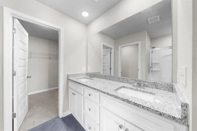 $1,800 | 207 Harrison Street, Calhoun, GA 30701