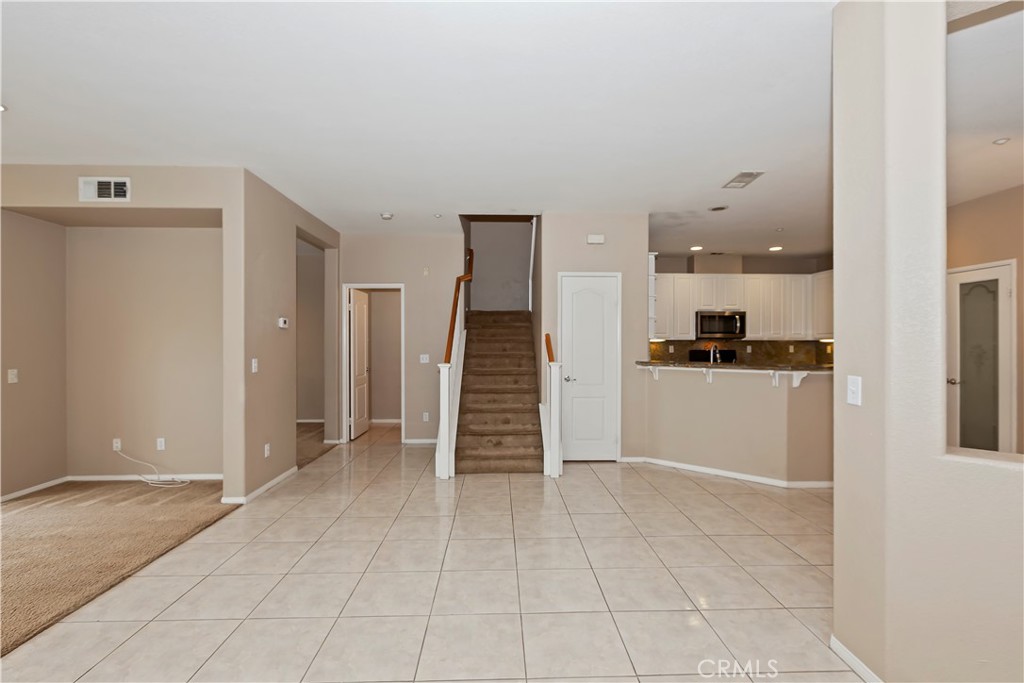 7331 Shelby Place, Unit 6 Rancho Cucamonga, CA 91739 - Photo 5 of 36