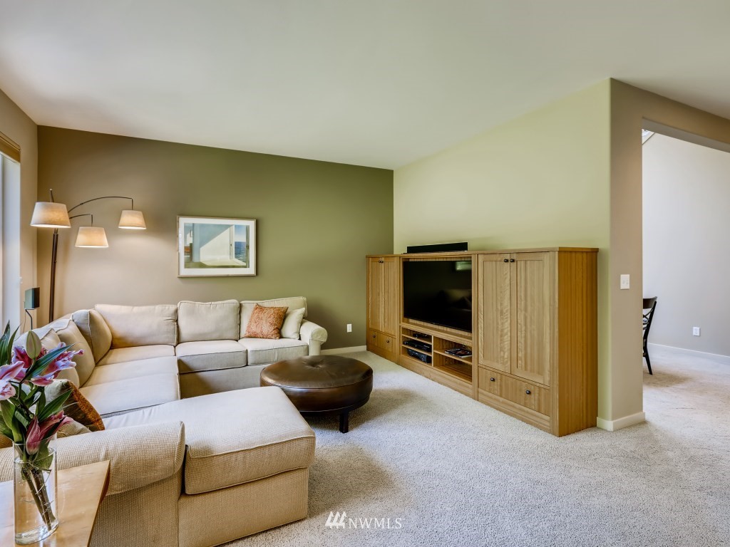 3823 216th Place Southeast Bothell, WA 98021 - Photo 13 of 27