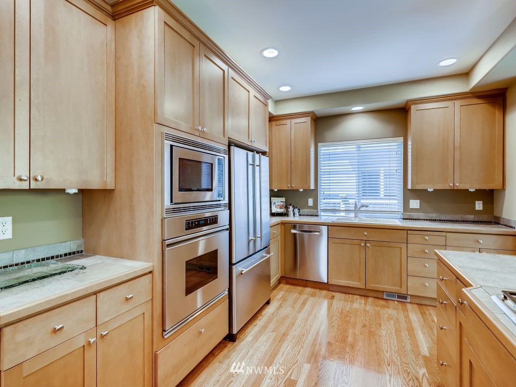 3823 216th Place Southeast Bothell, WA 98021 - Photo 6 of 27