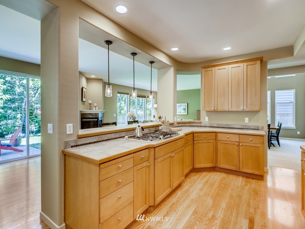 3823 216th Place Southeast Bothell, WA 98021 - Photo 8 of 27