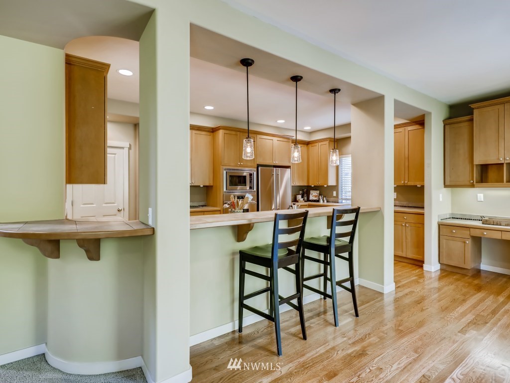 3823 216th Place Southeast Bothell, WA 98021 - Photo 9 of 27