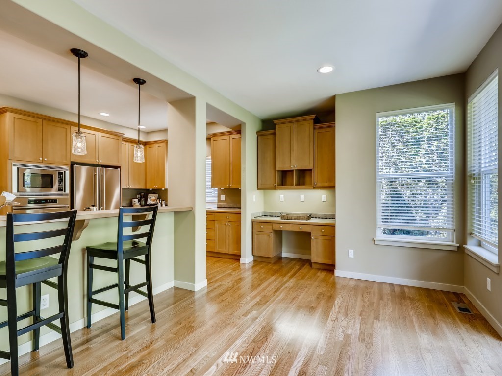 3823 216th Place Southeast Bothell, WA 98021 - Photo 10 of 27