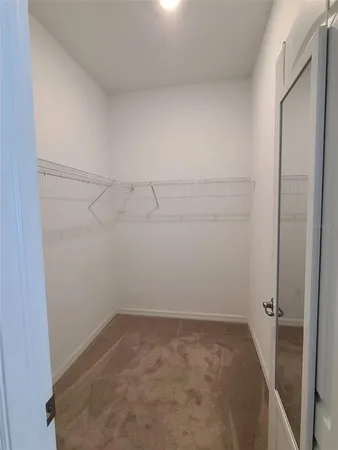 $2,800 | 19353 Nearpoint Drive, Venice, FL 34292