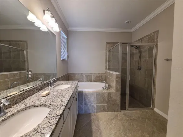 $2,800 | 19353 Nearpoint Drive, Venice, FL 34292