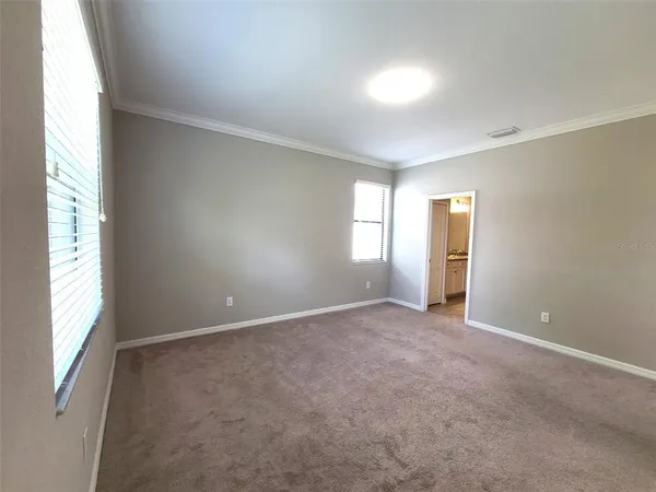 $2,800 | 19353 Nearpoint Drive, Venice, FL 34292