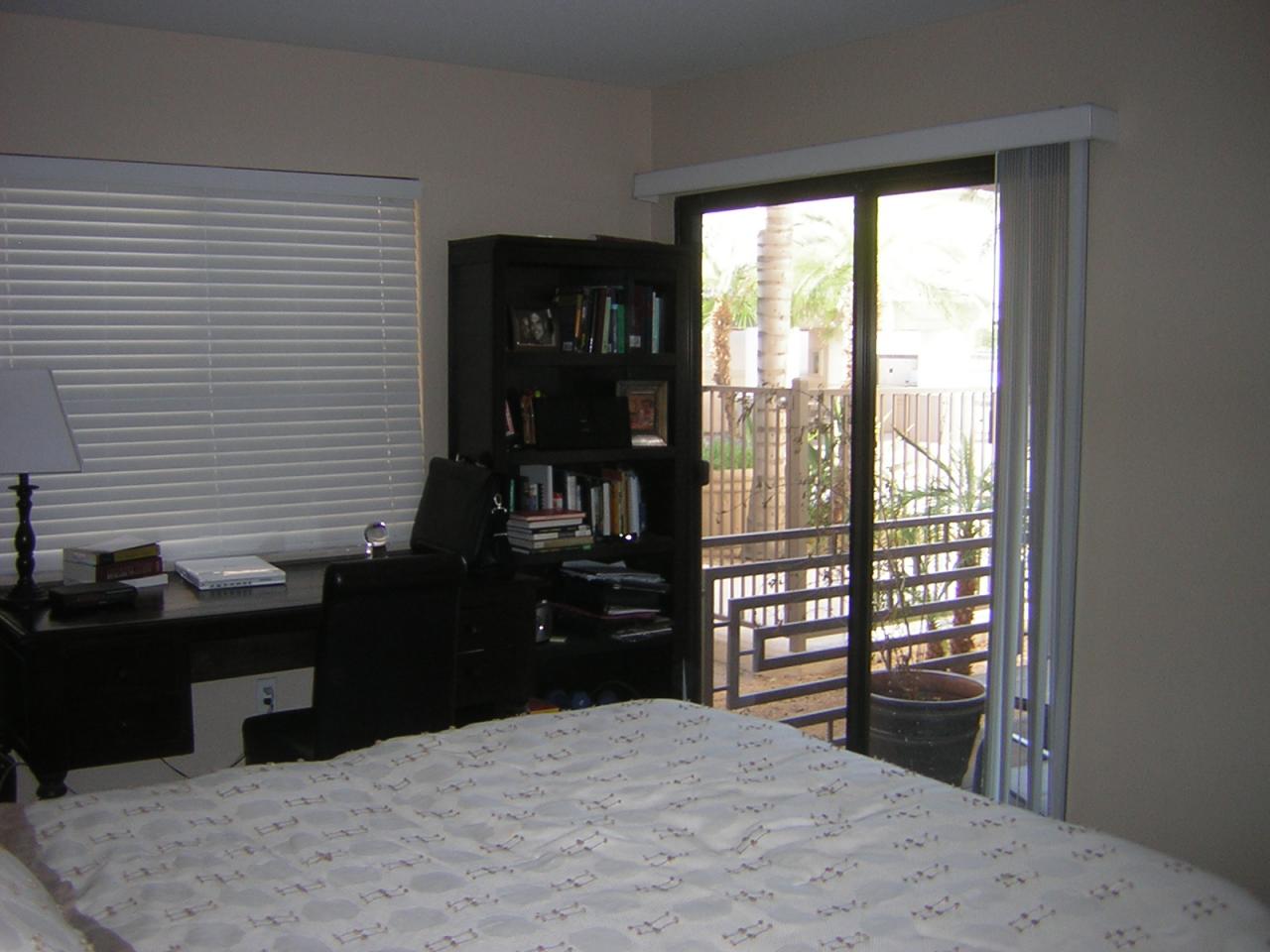 3235 East Camelback Road, Unit 113 Phoenix, AZ 85018 - Photo 9 of 12 Bedroom