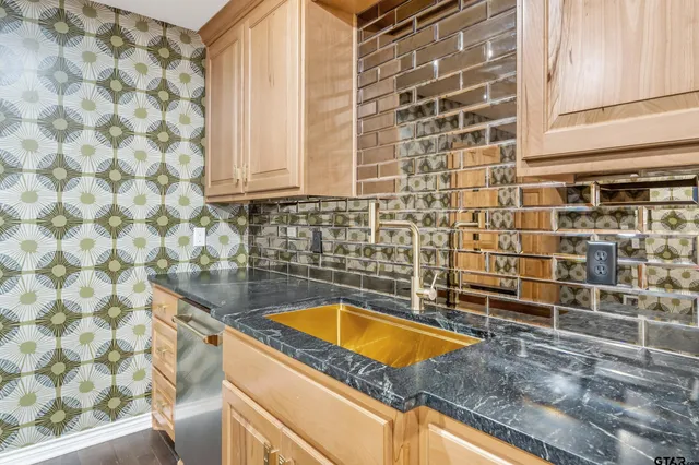 a view of a bathroom