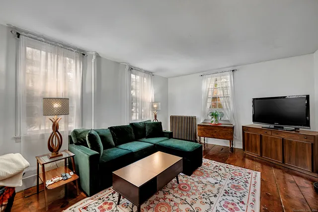 $364,900 | 160 Boston Road, Middletown, CT 06457