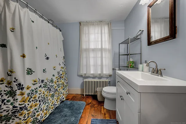 $364,900 | 160 Boston Road, Middletown, CT 06457