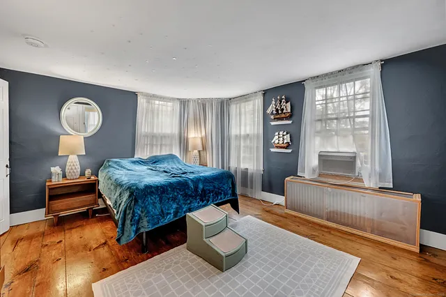 $364,900 | 160 Boston Road, Middletown, CT 06457