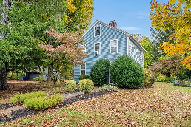 $364,900 | 160 Boston Road, Middletown, CT 06457