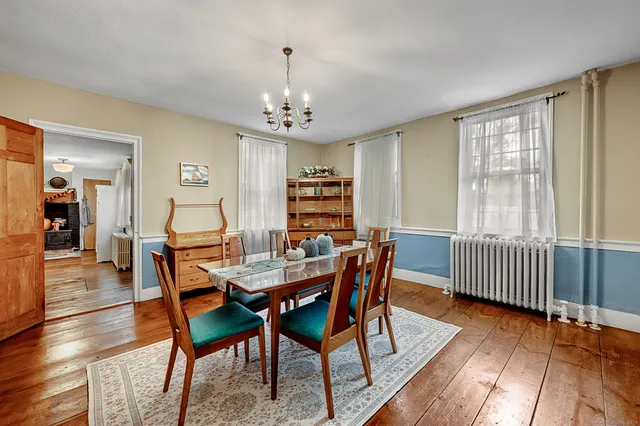 $364,900 | 160 Boston Road, Middletown, CT 06457